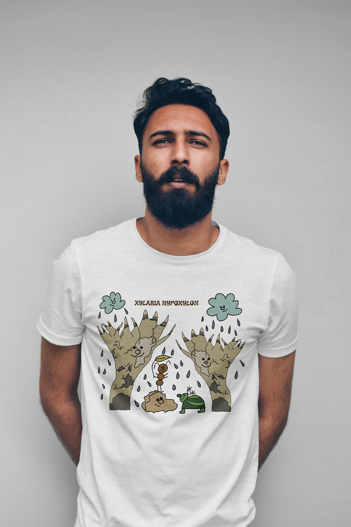 Playera hongo Xylaria hypoxylon en ilustración artística kawaii